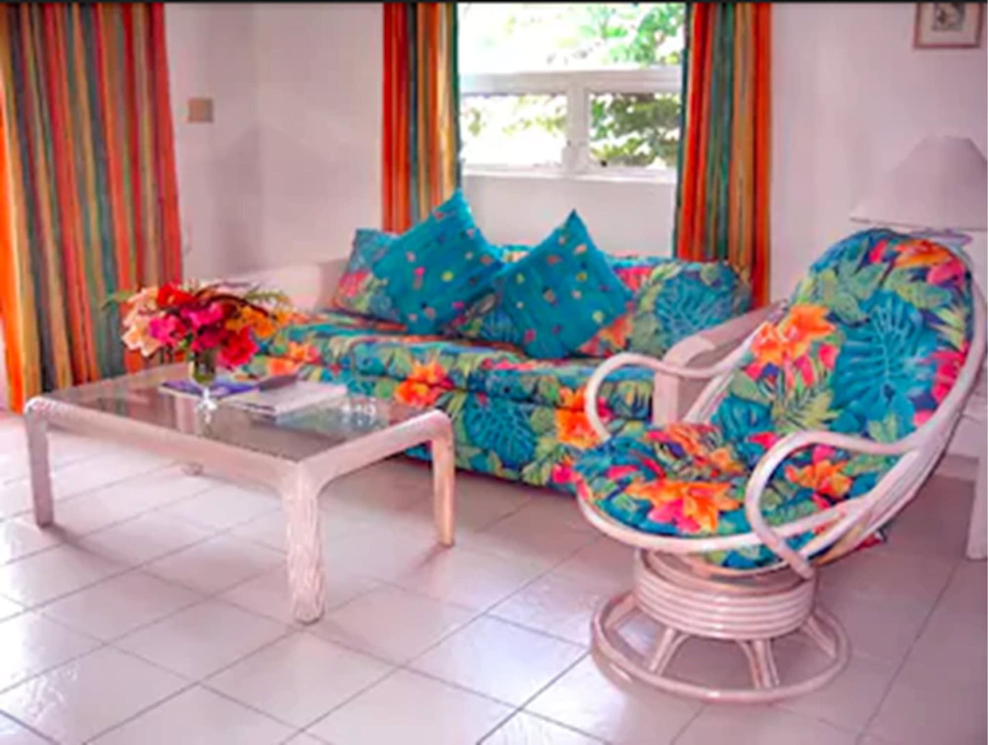 Dickenson Bay Cottages Cedar Grove Extérieur photo