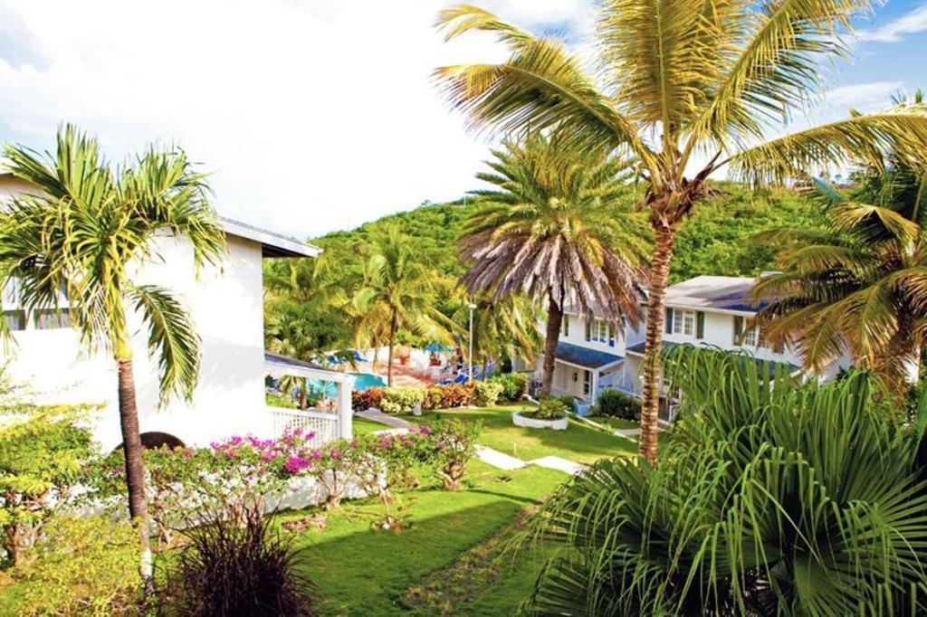 Dickenson Bay Cottages Cedar Grove Extérieur photo