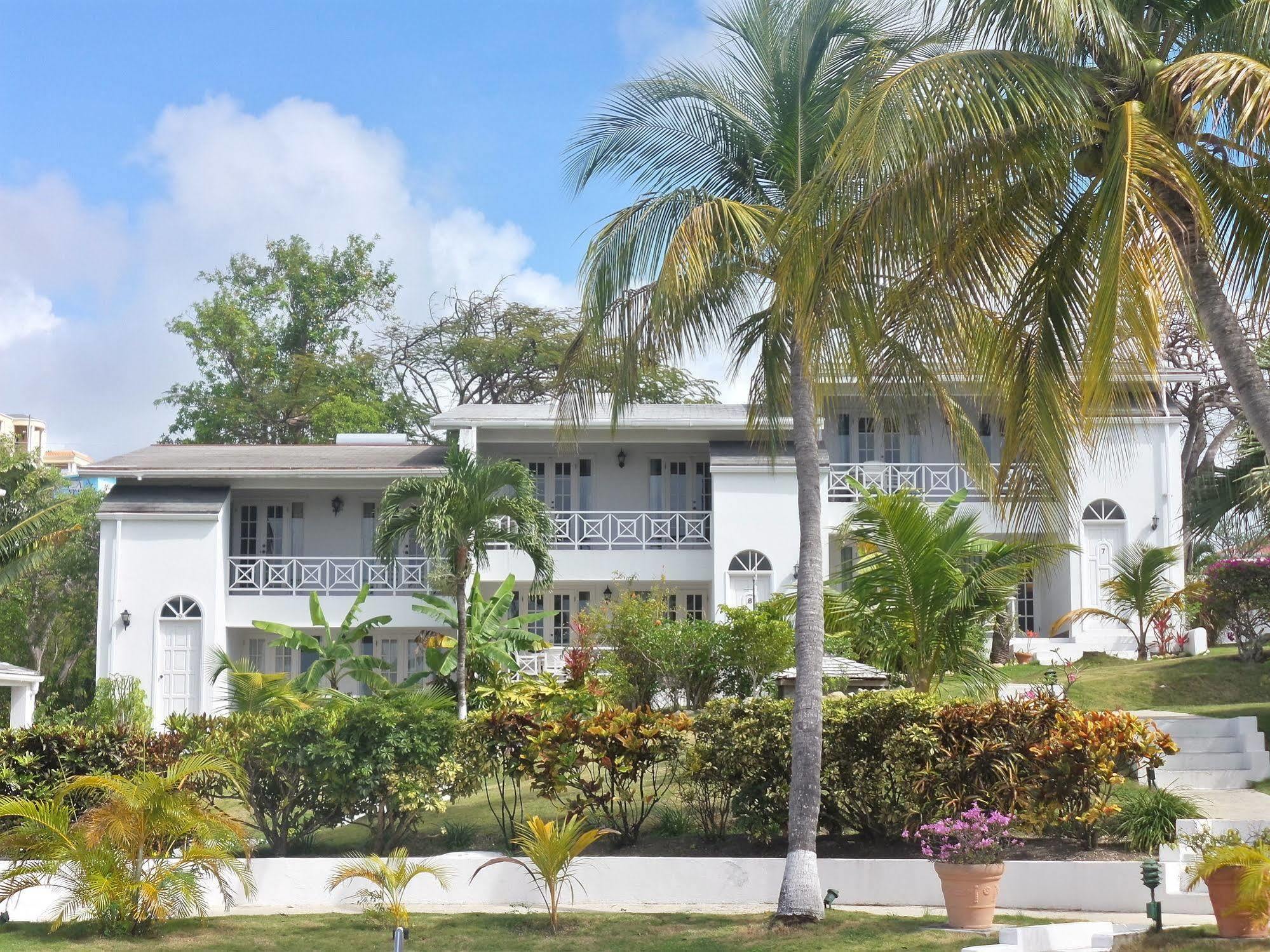 Dickenson Bay Cottages Cedar Grove Extérieur photo